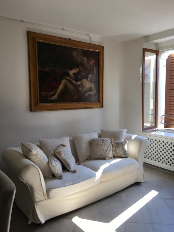 Il Tenore D'Oro Centralissimo Apartment Parma Bagian luar foto