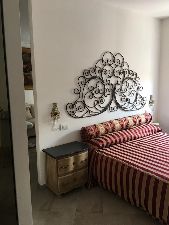 Il Tenore D'Oro Centralissimo Apartment Parma Bagian luar foto