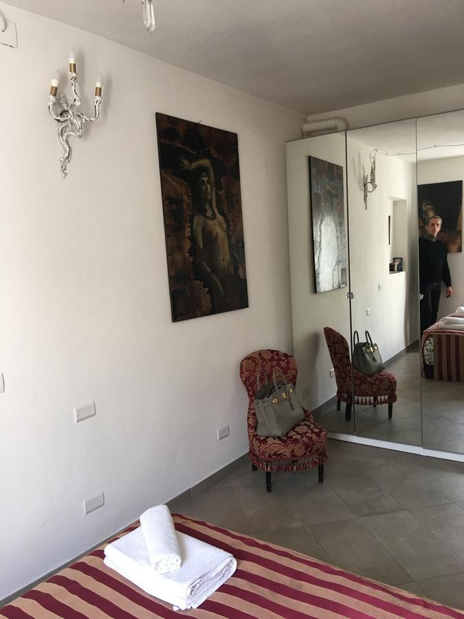 Il Tenore D'Oro Centralissimo Apartment Parma Bagian luar foto