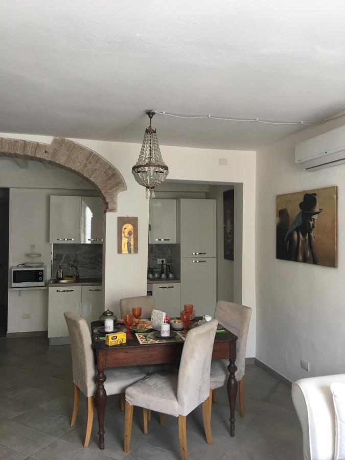 Il Tenore D'Oro Centralissimo Apartment Parma Bagian luar foto