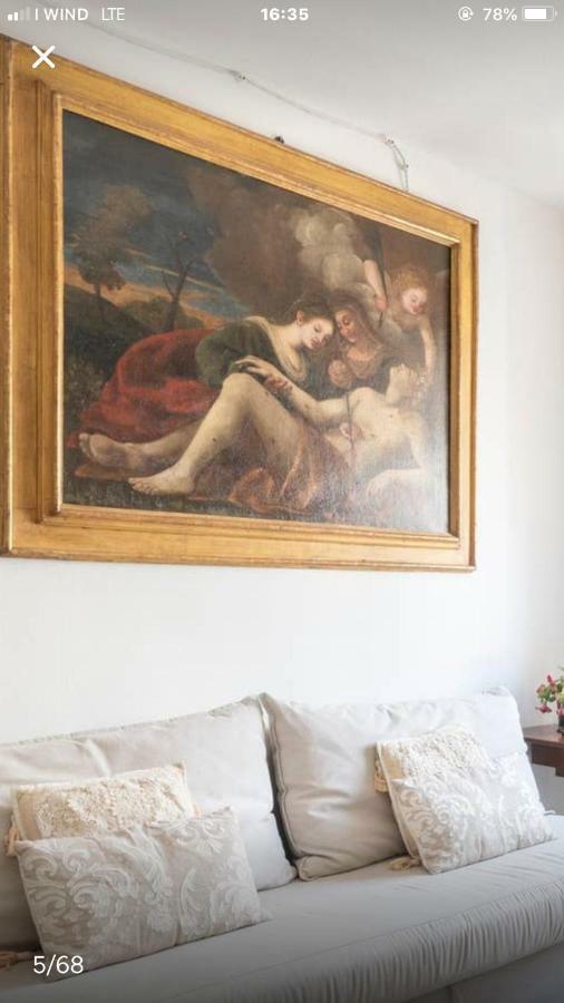 Il Tenore D'Oro Centralissimo Apartment Parma Bagian luar foto